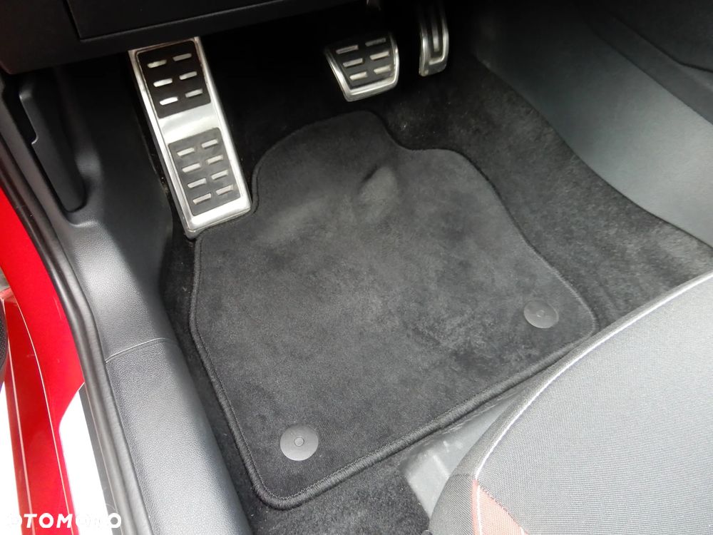 Skoda Kamiq 1.5 TSI Monte Carlo DSG - 30