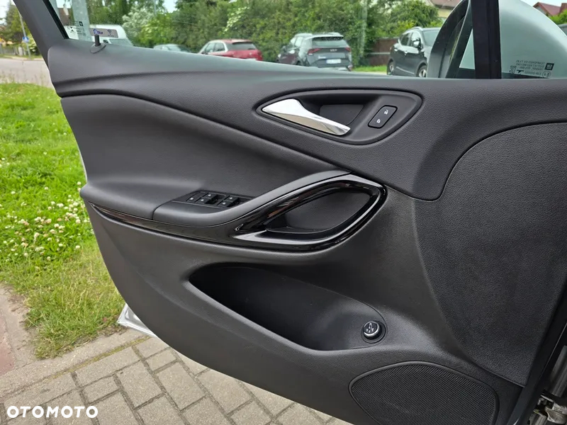 Opel Astra 1.4 Turbo Sports Tourer Innovation - 23