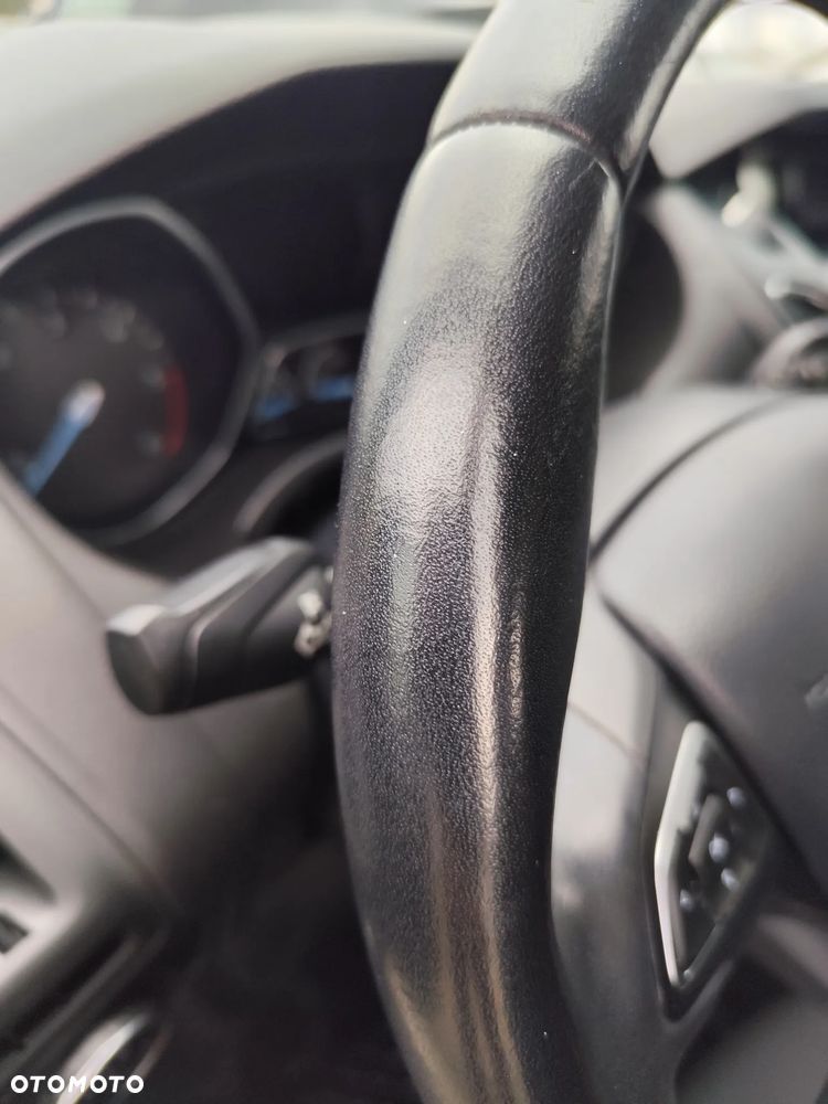 Ford Focus 1.5 EcoBlue Connected - 14
