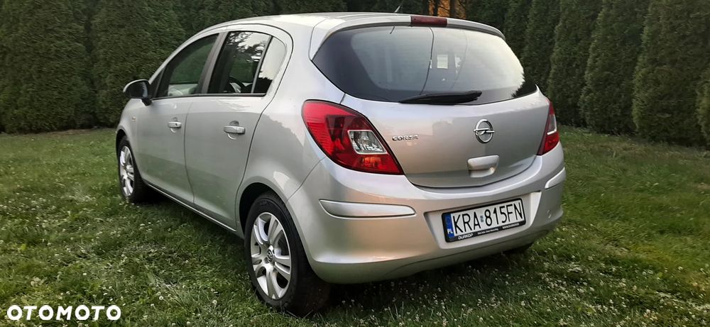 Opel Corsa - 15