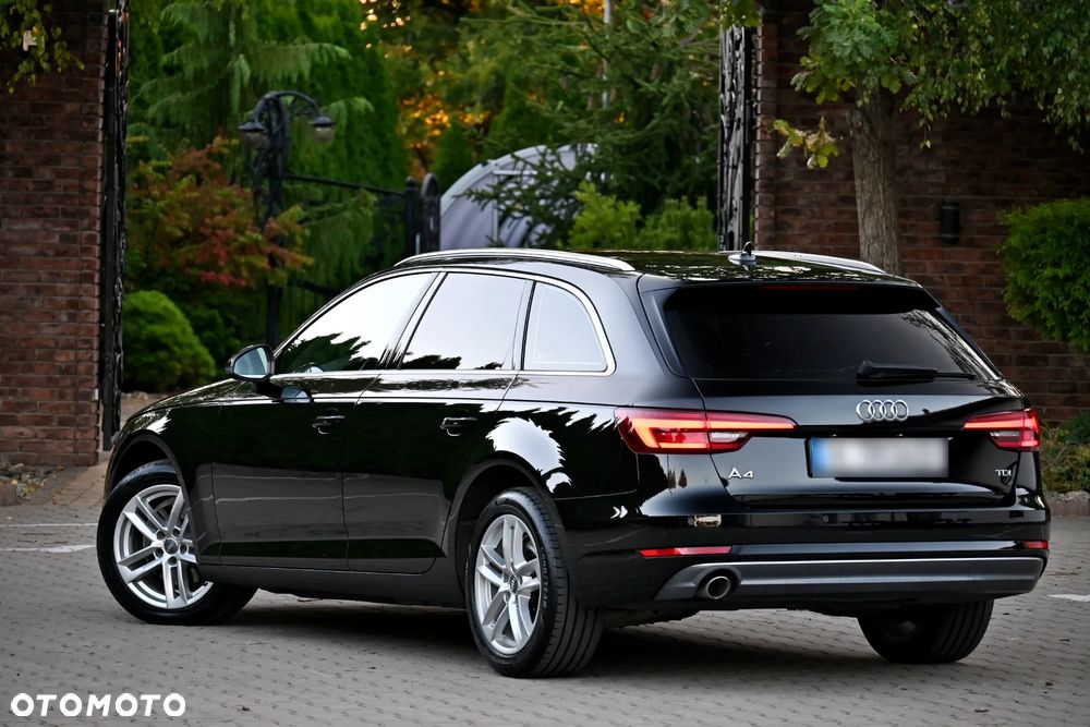 Audi A4 Avant 2.0 TDI ultra S tronic design - 19