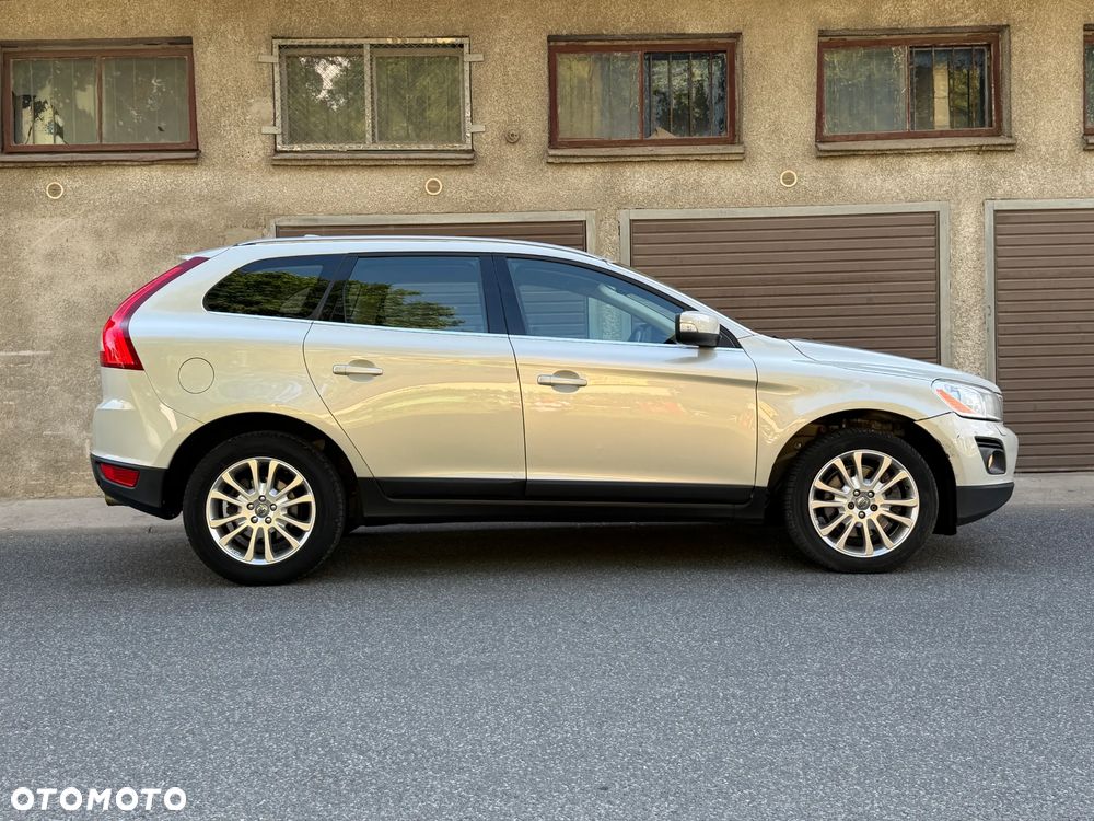 Volvo XC 60 D5 AWD Momentum - 7
