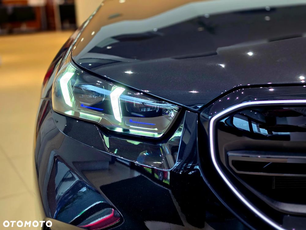 BMW M5 PHEV - 12