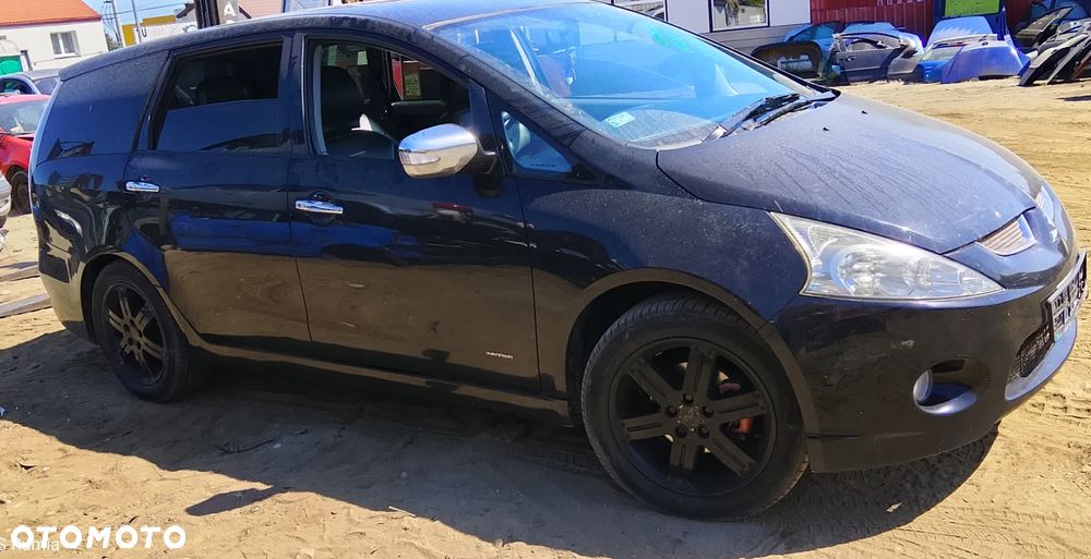 MITSUBISHI GRANDIS DAWCA CZĘŚCI - 3