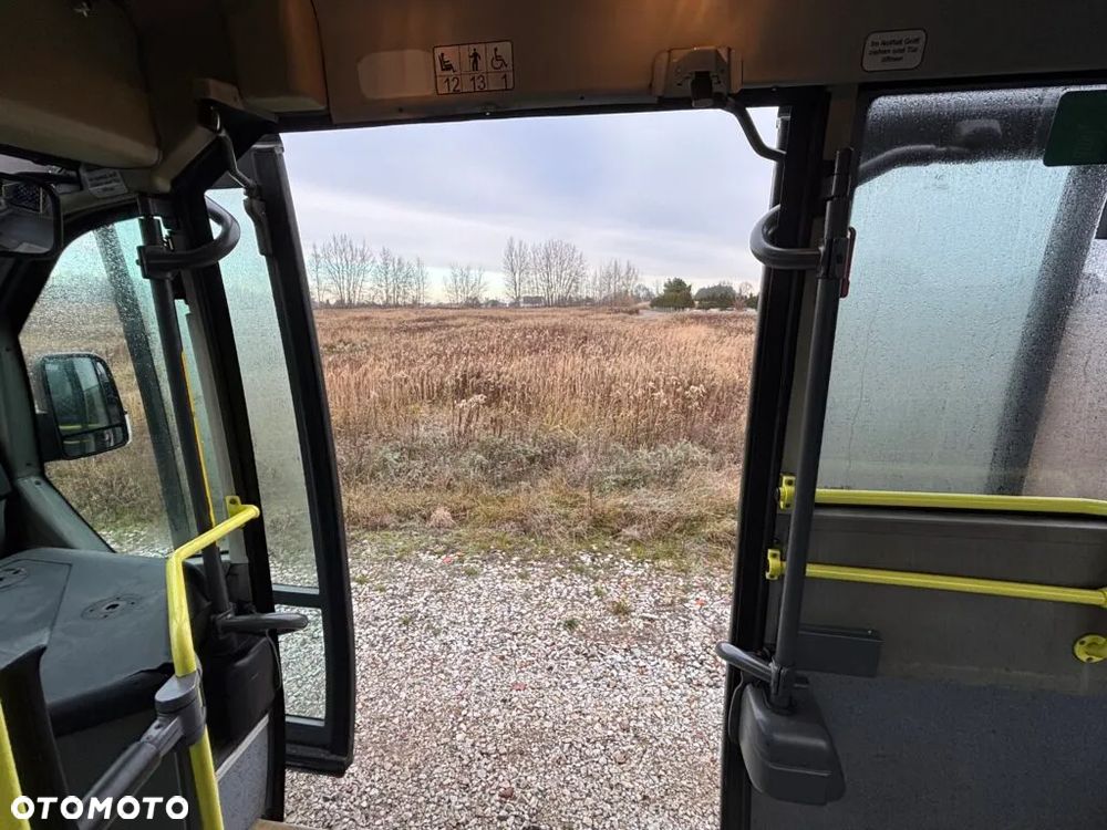 Mercedes-Benz Sprinter 906 - 17