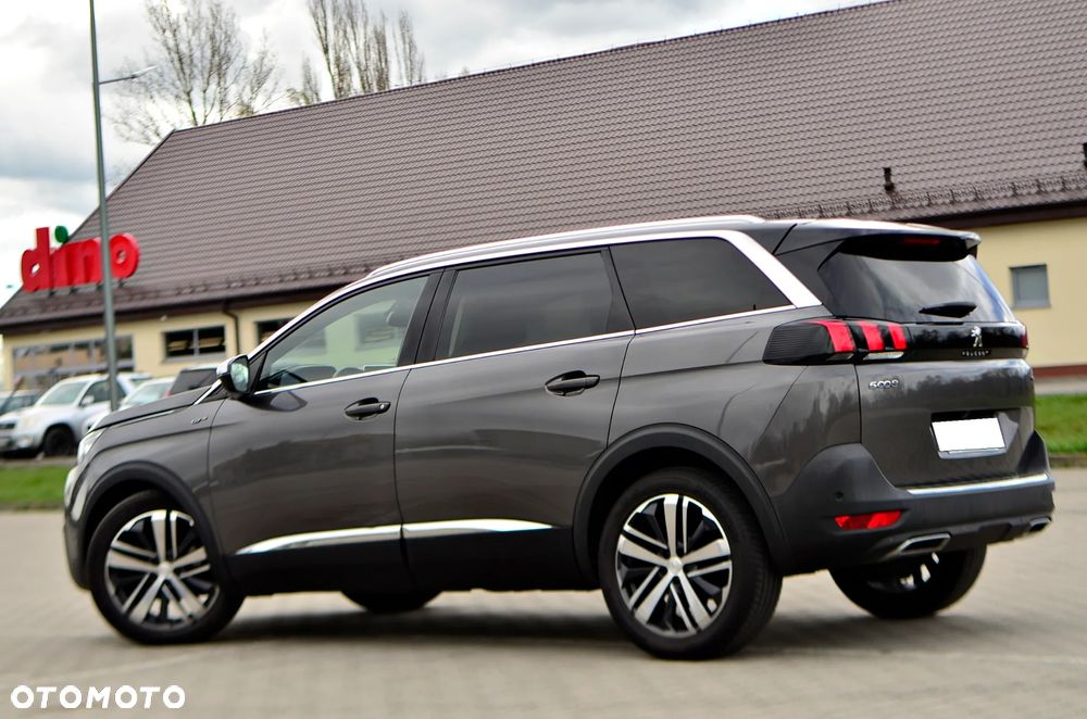 Peugeot 5008 - 5
