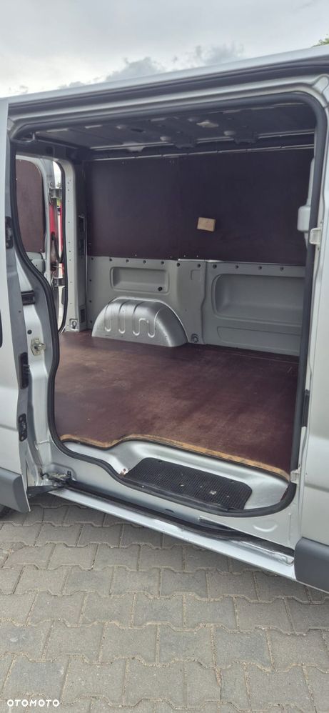 Renault Trafic - 9
