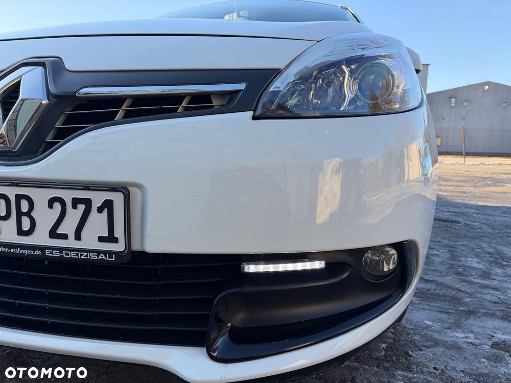 Renault Scenic 1.6 16V 110 TomTom Edition - 11