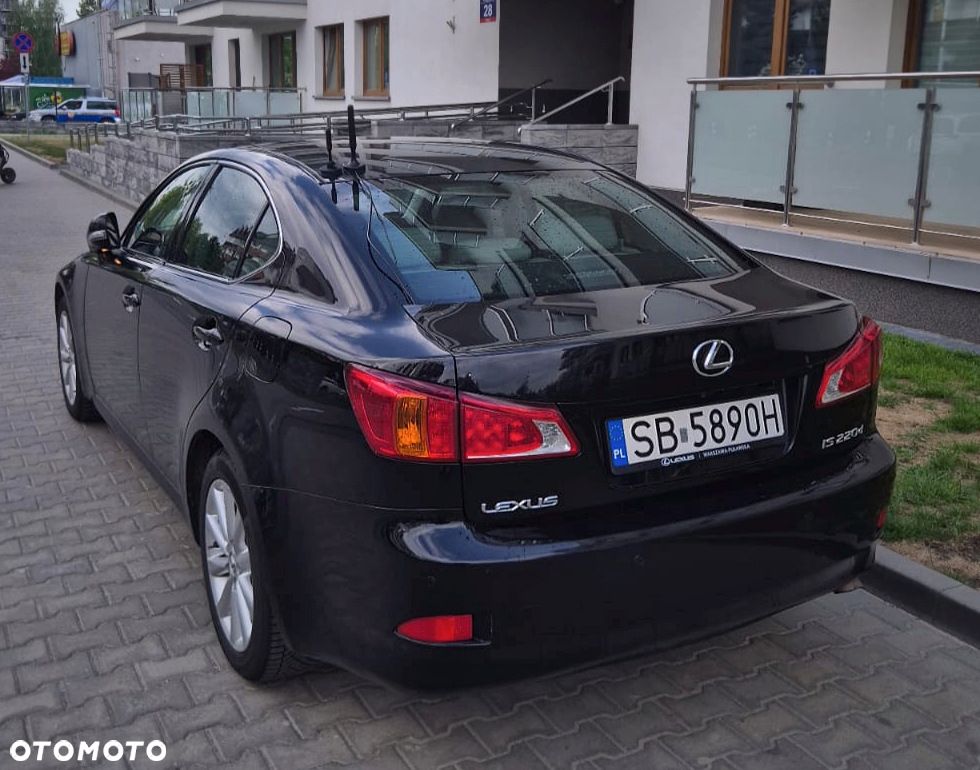 Lexus IS 220 D Prestige - 8