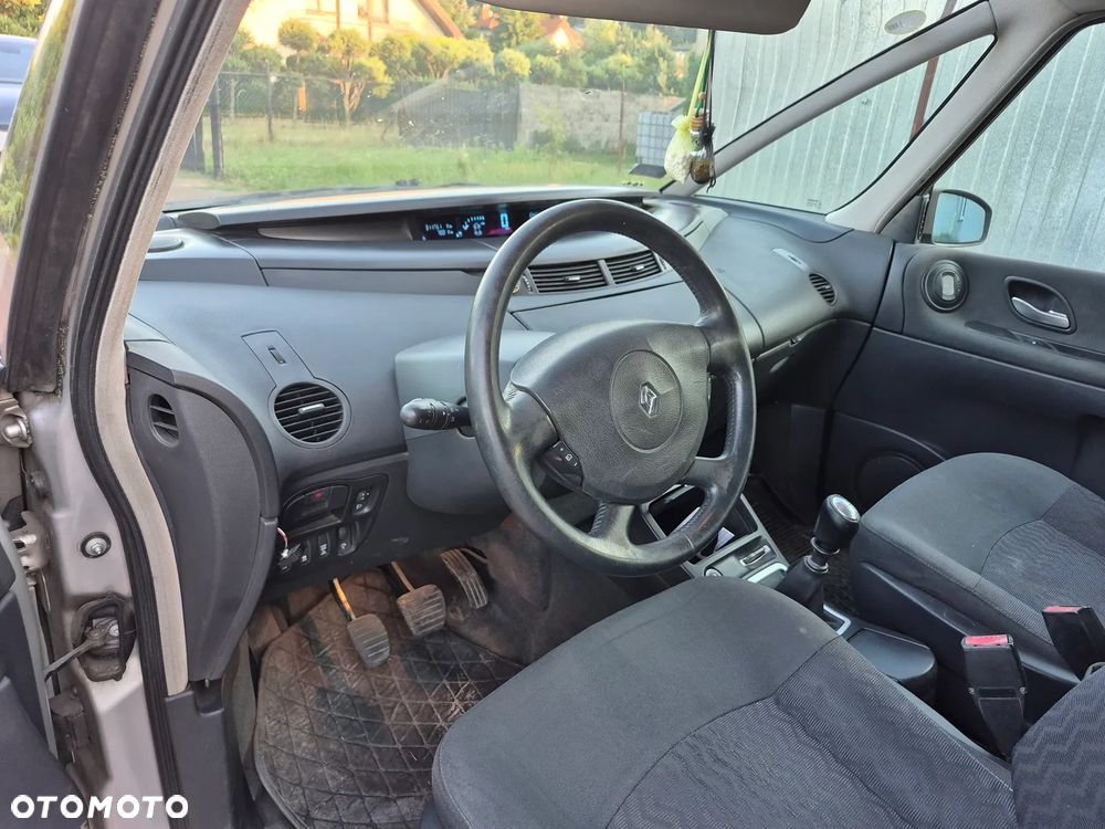 Renault Espace 2.0 Dynamique - 17