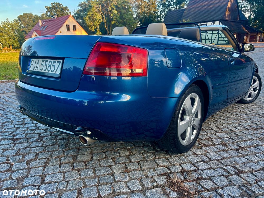 Audi A4 Cabrio 1.8 T - 11