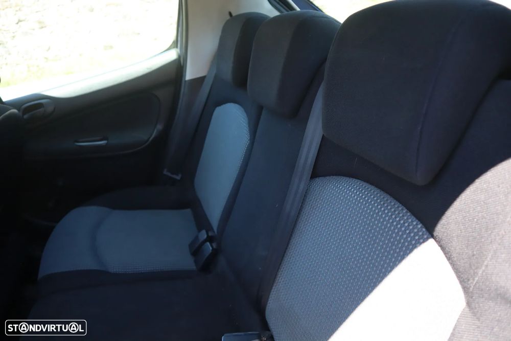 Peugeot 206 1.1 XR Présence - 19