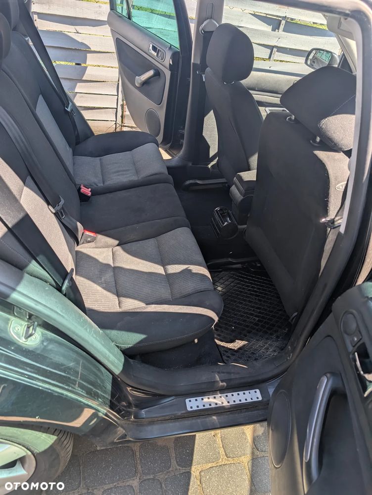 Volkswagen Golf 1.9 TDI Comfortline - 6