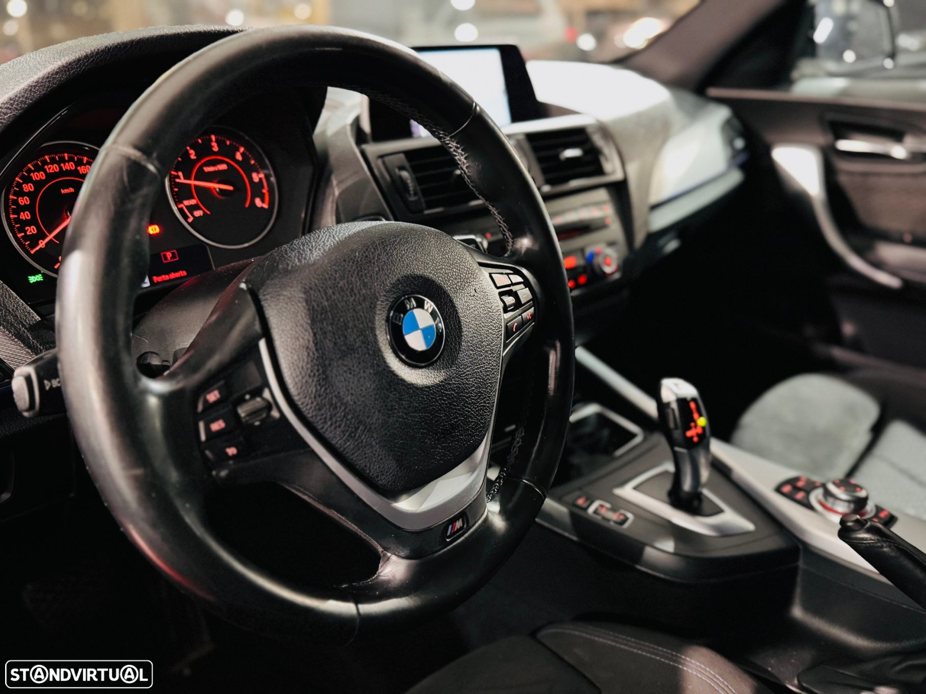 BMW 118 dA Pack M - 11