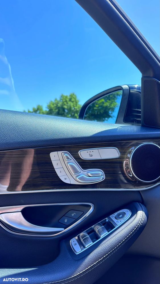 Mercedes-Benz C 300 9G-TRONIC Edition - 40