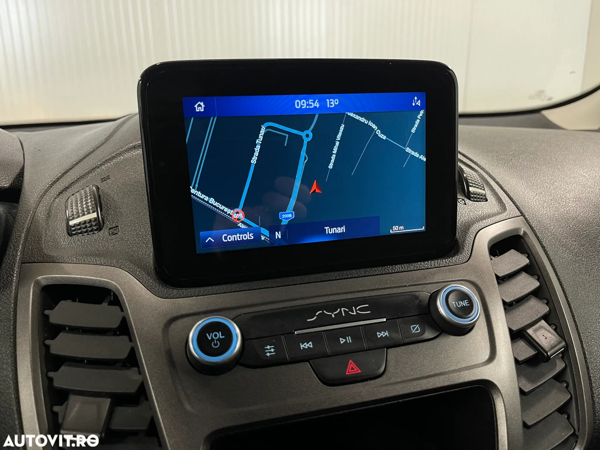 Ford Transit Connect - 12