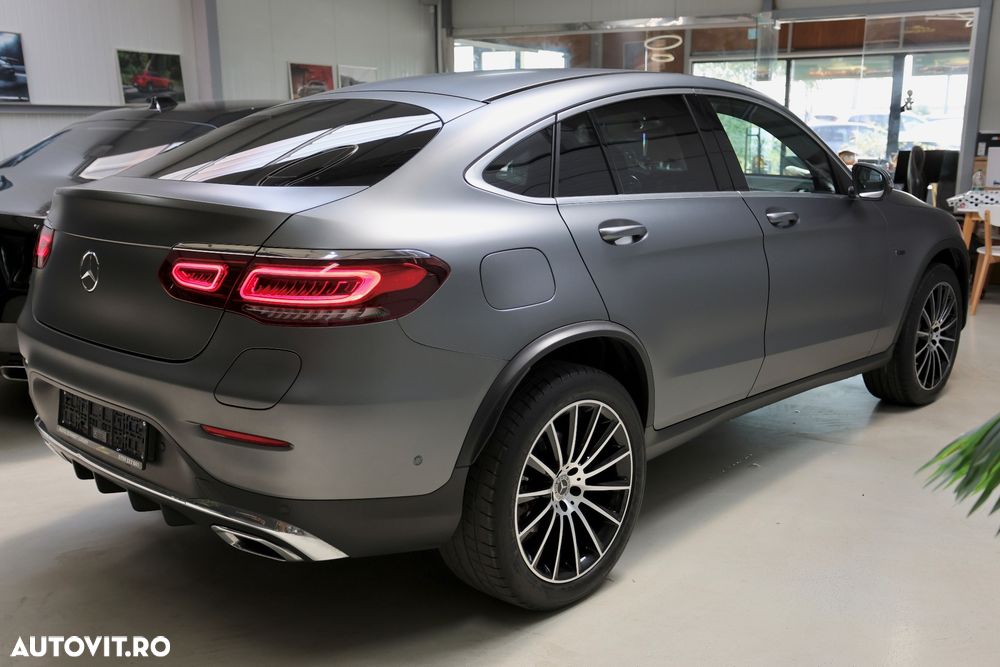 Mercedes-Benz GLC Coupe 300 e 4MATIC - 4