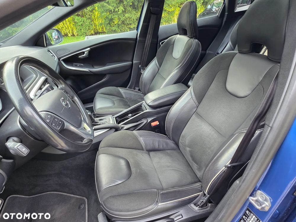 Volvo V40 T3 Drive-E R-Design Momentum - 12