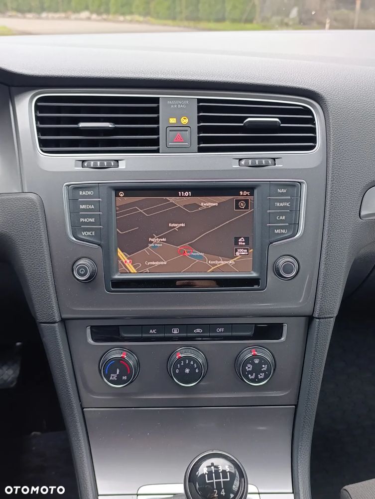 Volkswagen Golf 1.6 TDI Comfortline - 11