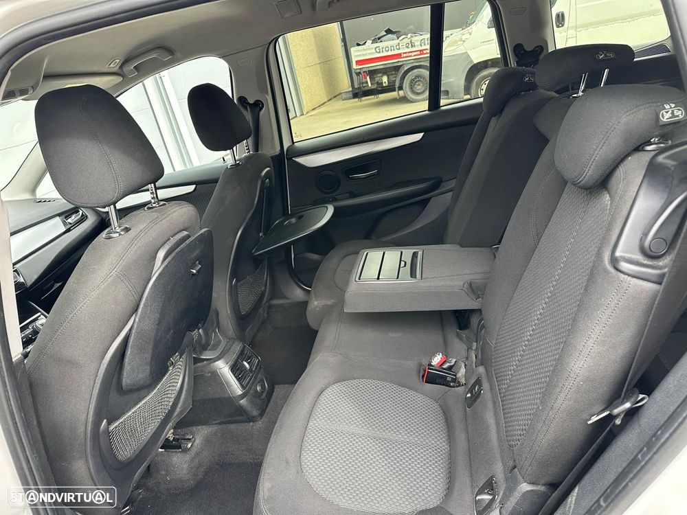 BMW 216 Gran Tourer d 7L Advantage - 13