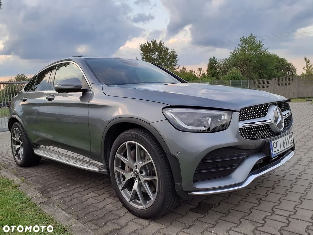 Mercedes-Benz GLC 200 4Matic 9G-TRONIC AMG Line - 11