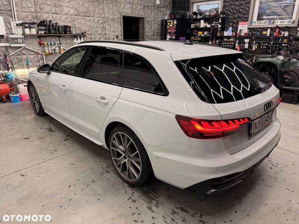 Audi A4 Avant - 13
