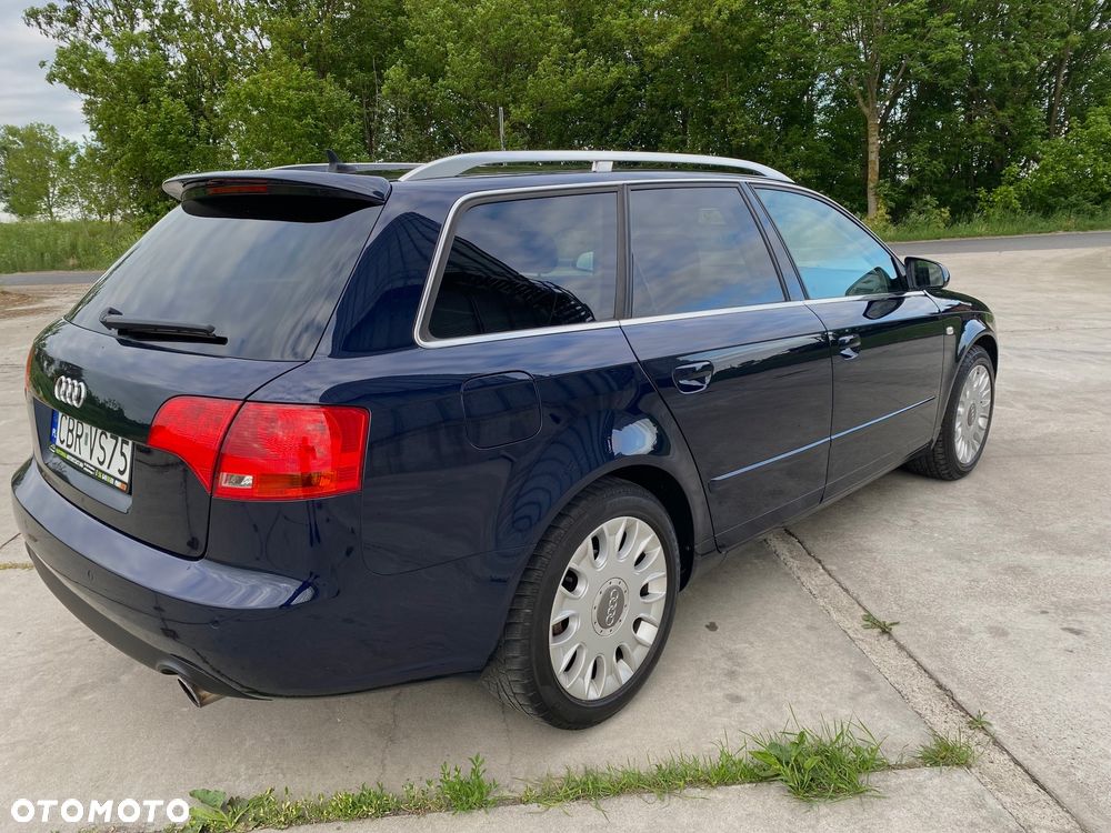 Audi A4 Avant - 13
