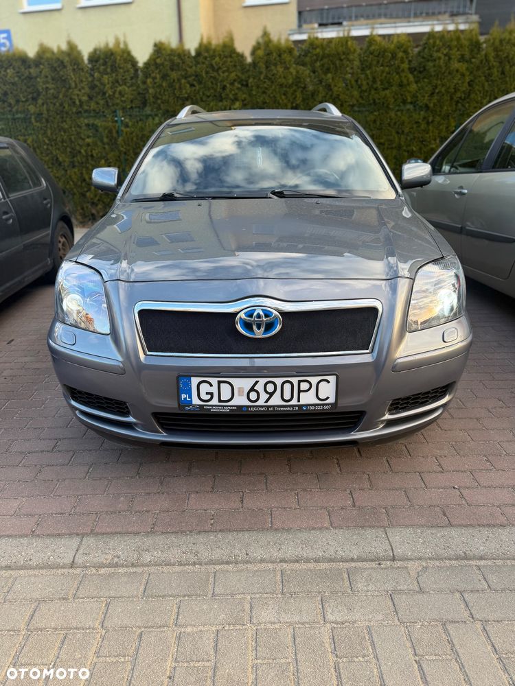 Toyota Avensis 1.6 VVT-i Terra - 21