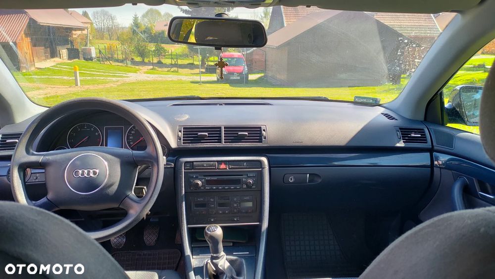 Audi A4 Limousine 2 - 4