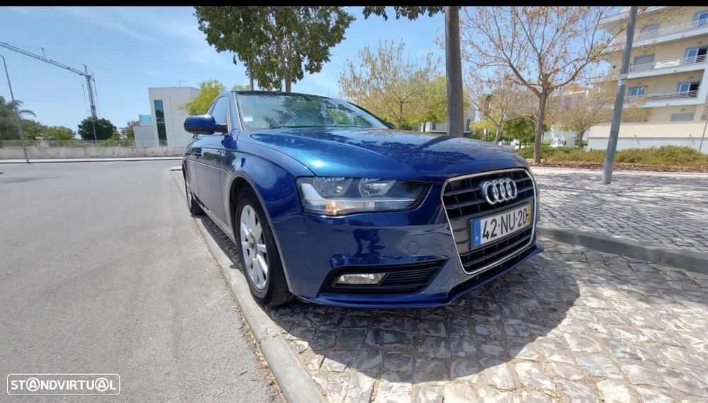 Audi A4 Avant 2.0 TDI Business Line - 1