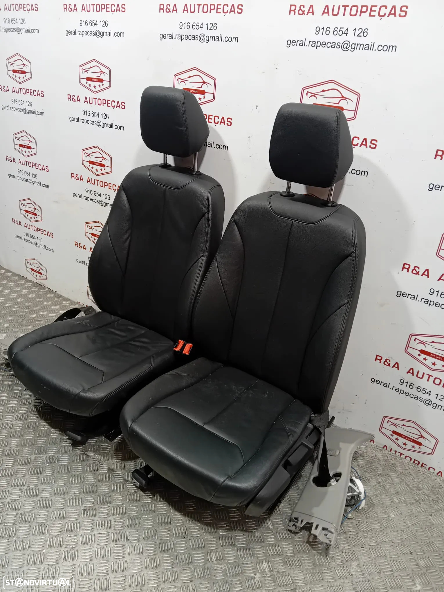 Conjunto de Bancos BMW Serie 1 F20 em Pele - 18