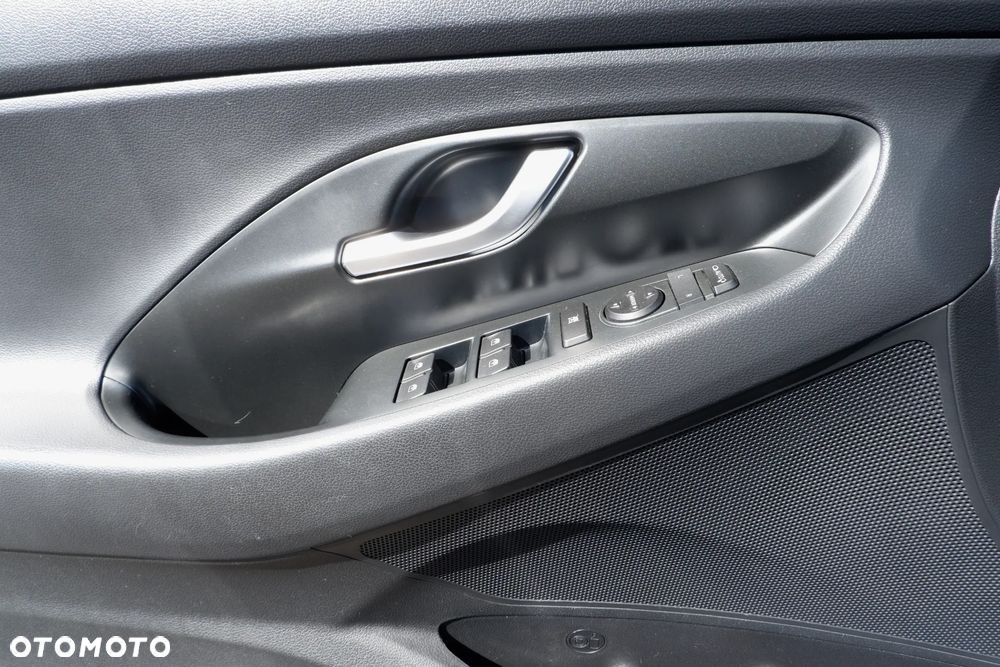 Hyundai i30 1.6 CRDI DCT Trend - 23