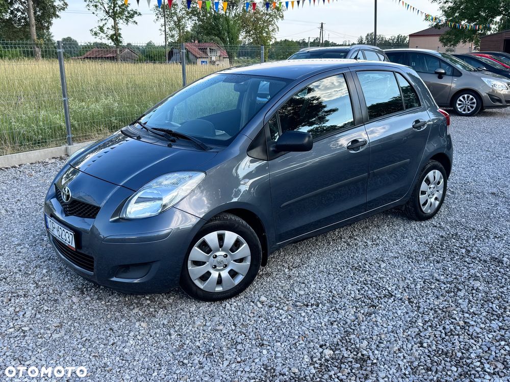 Toyota Yaris - 18