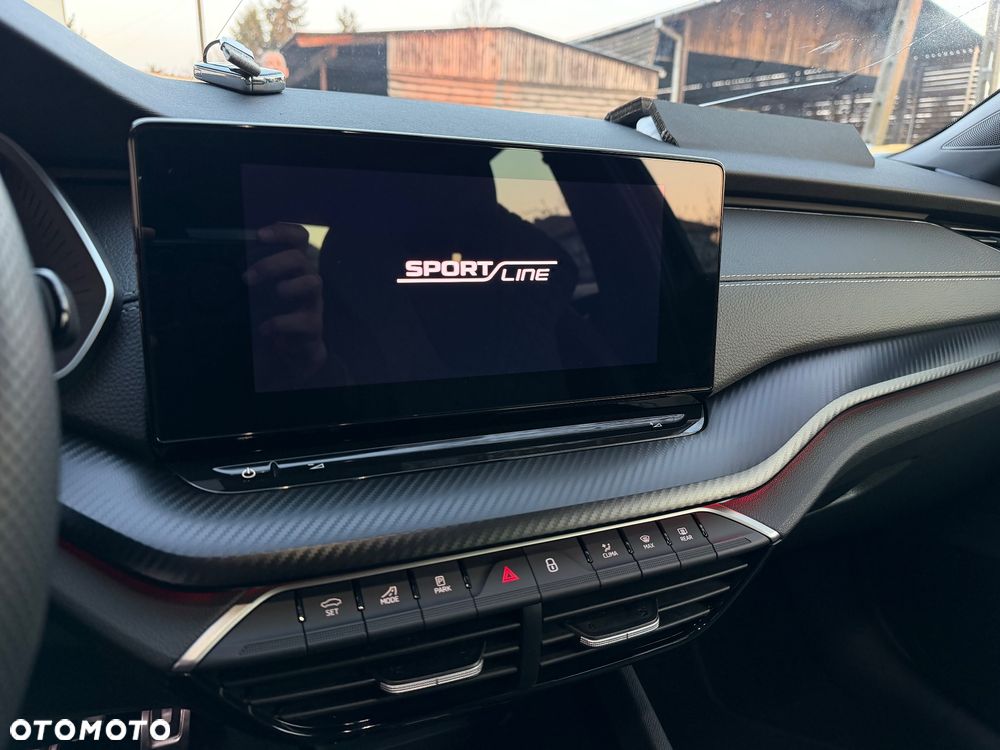 Skoda Octavia 1.5 TSI mHEV Sportline DSG - 12