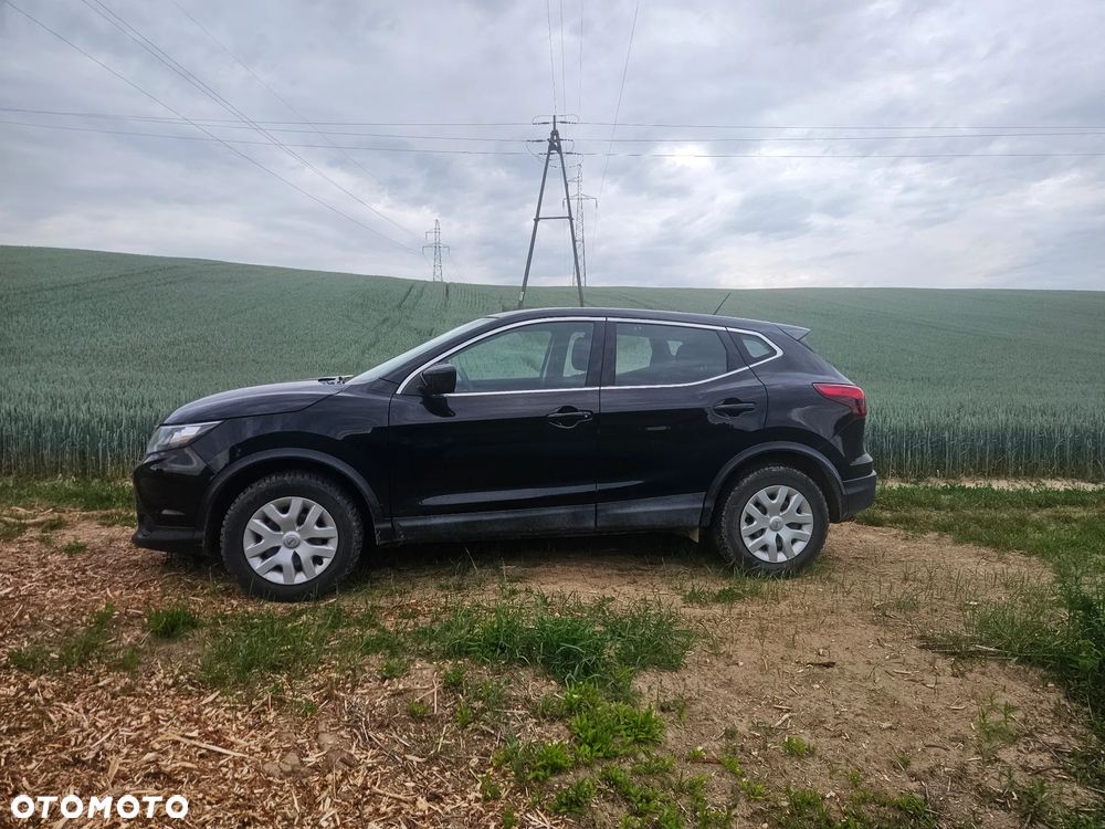 Nissan Rogue - 2