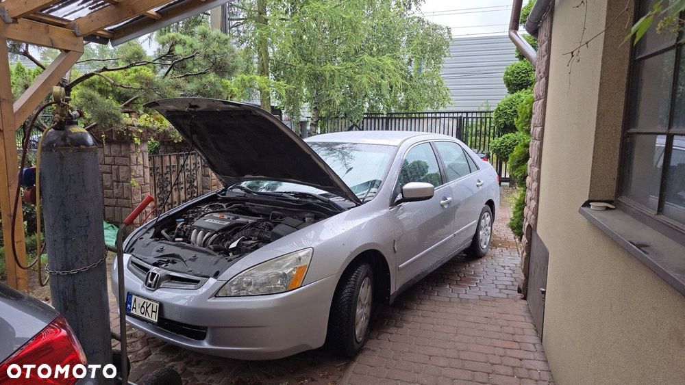 Honda Accord 2.4 LX - 7
