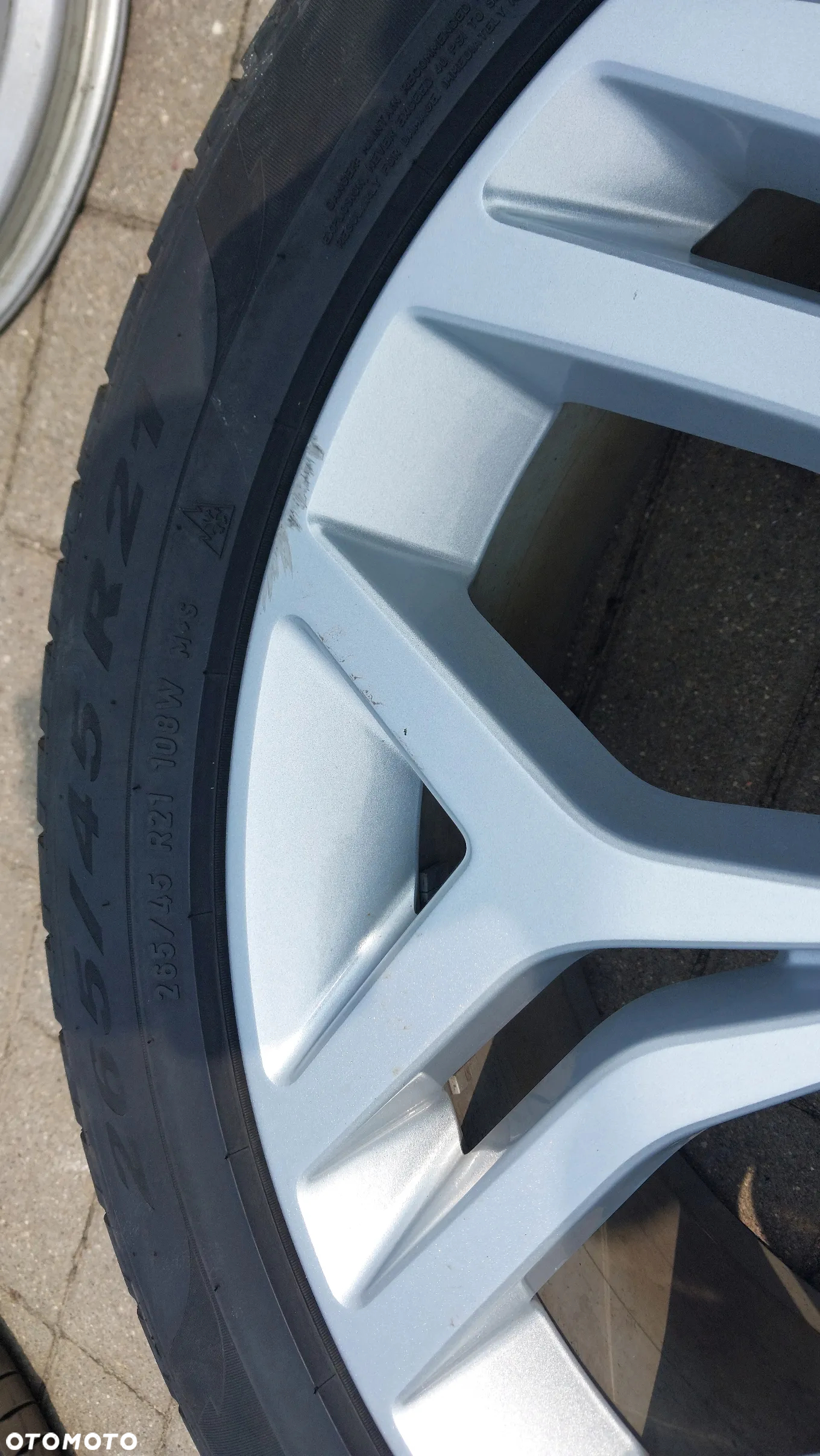Pojedyncza opona Pirelli Scorpion Winter 265/45 R21 108W - 2