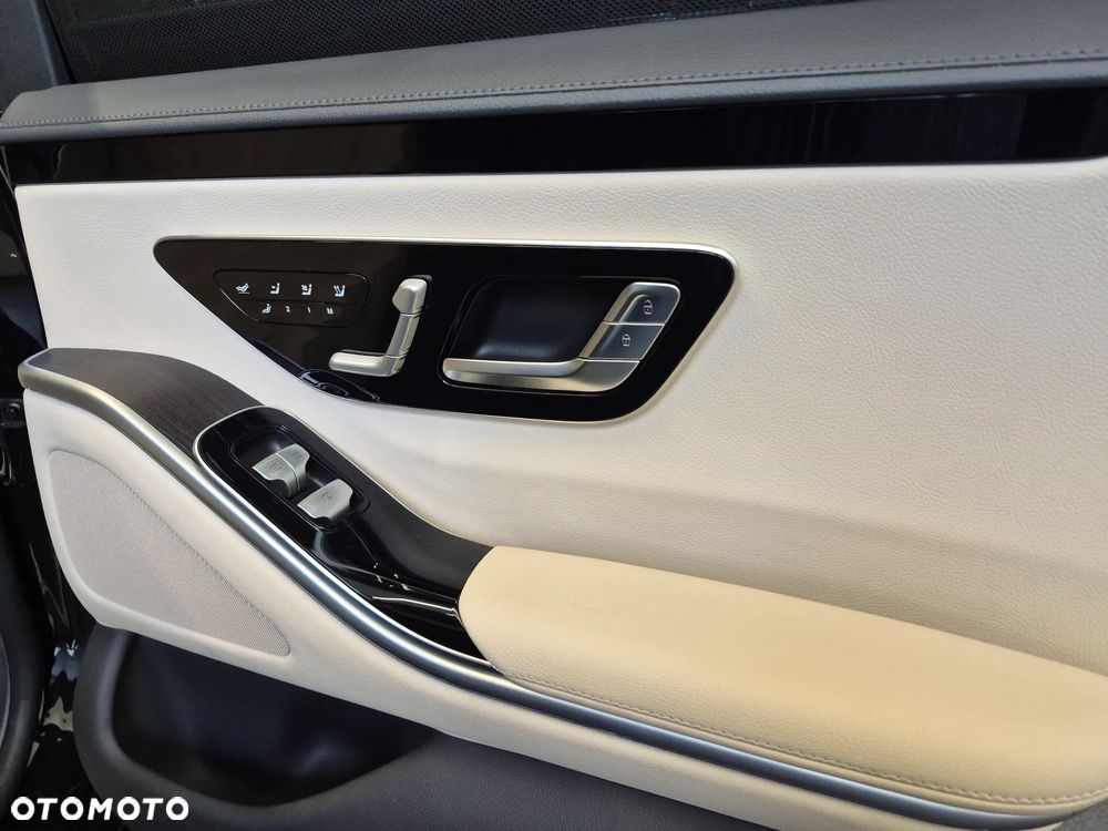 Mercedes-Benz Klasa S 350 d 4-Matic 9G-TRONIC - 29