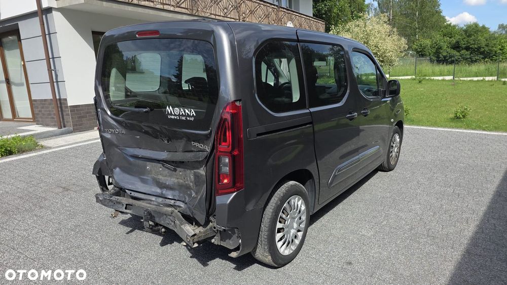 Toyota Proace City Verso 1.2 D-4T Business - 33
