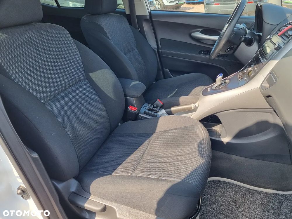 Toyota Auris - 14