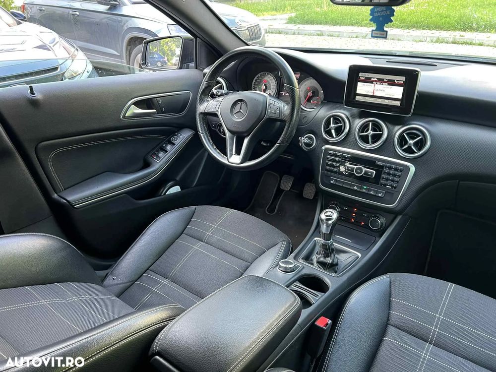 Mercedes-Benz A - 10