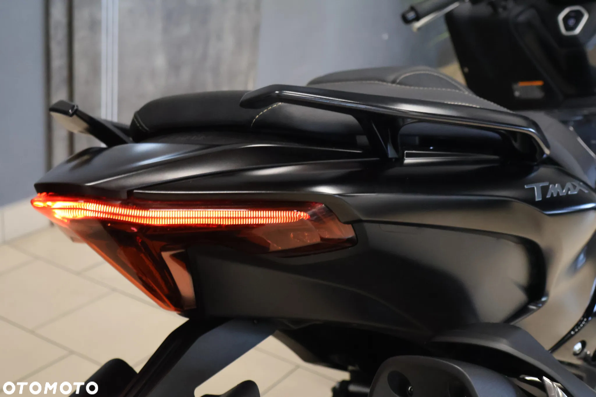 Yamaha Tmax - 8
