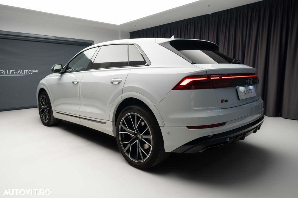 Audi Q8 - 6