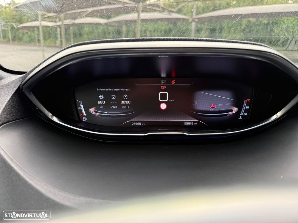 Peugeot 5008 1.5 BlueHDi GT Line J19 EAT8 - 21