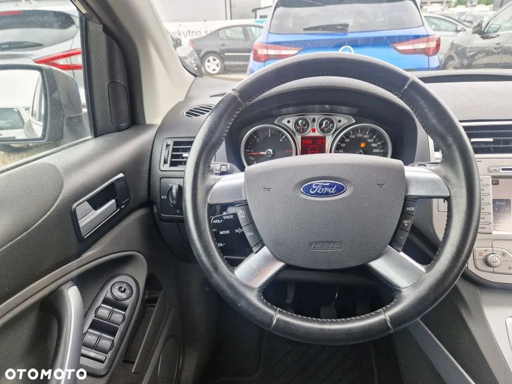Ford Kuga 2.0 TDCi Titanium - 32