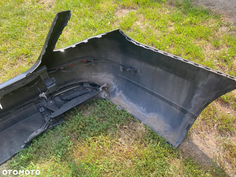 MERCEDES 213 zderzak tylny kpl. pdc kolor 197 - 6