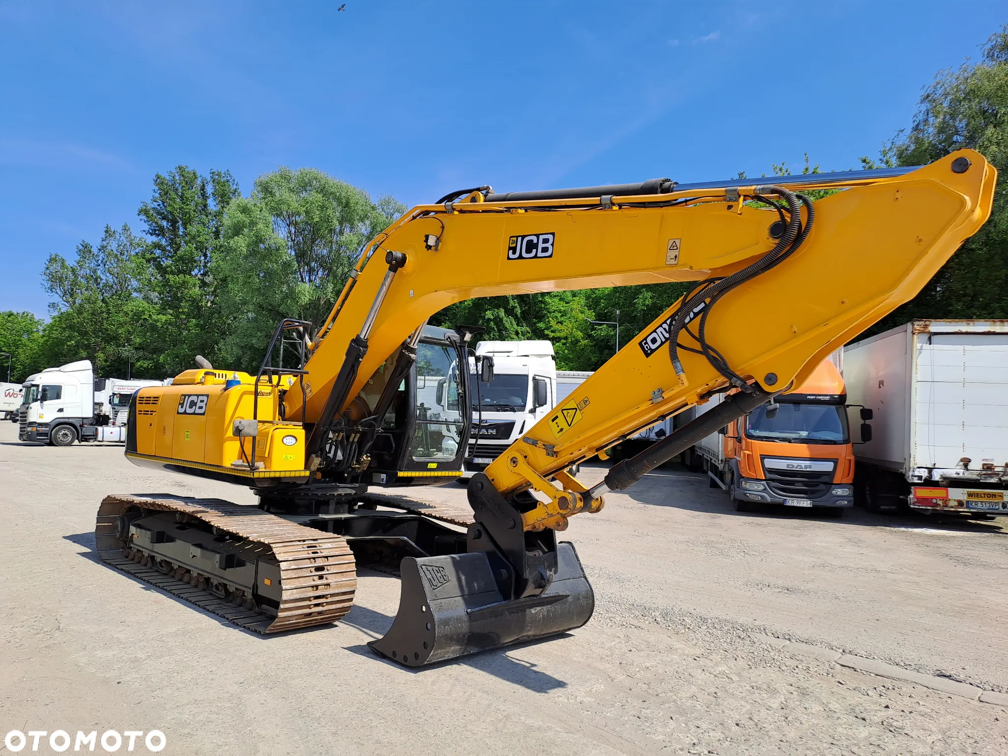 JCB JS 220 LC - 9