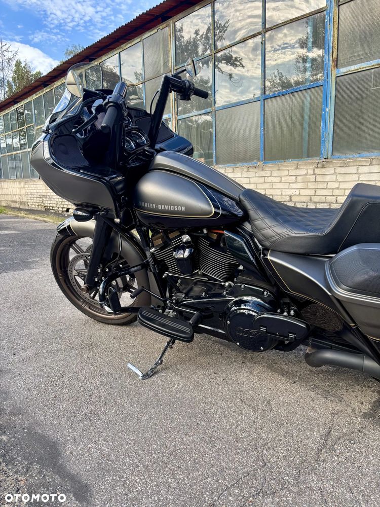 Harley-Davidson Touring Road Glide - 6