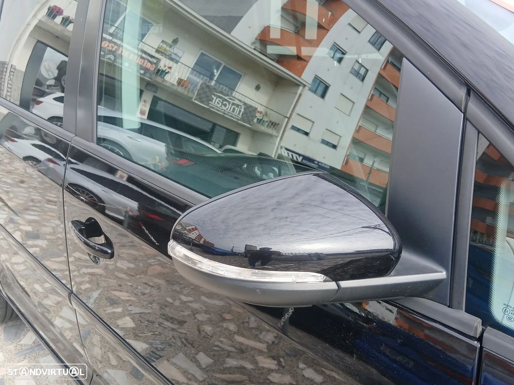 VW Touran 1.6 TDI Blue.Highine 7L - 13