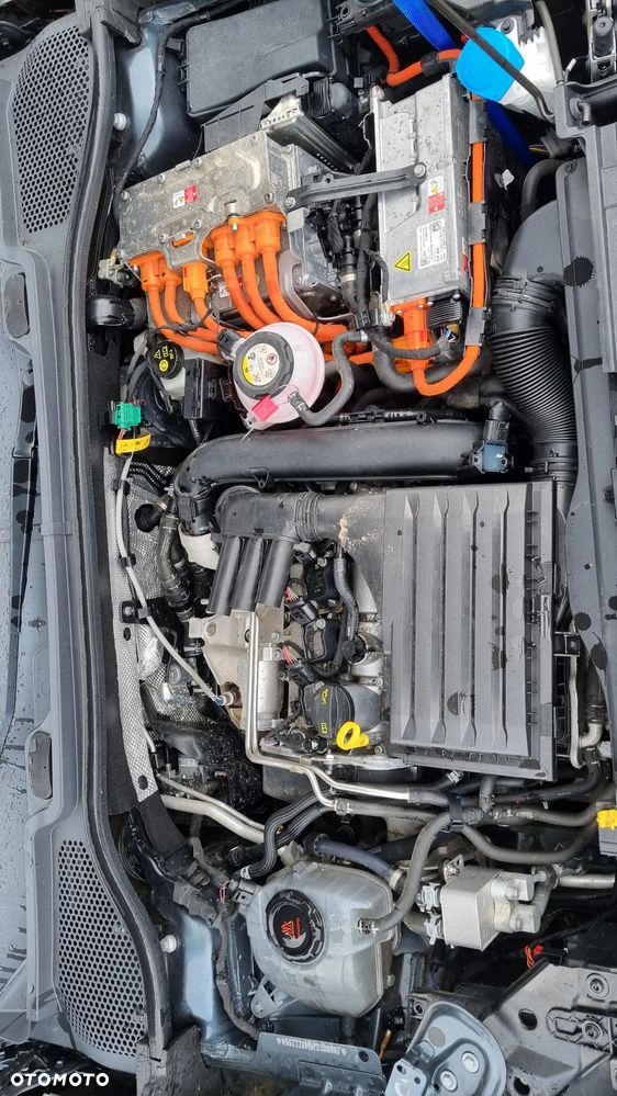 Cupra Formentor 1.4 e-Hybrid DSG Priority - 31